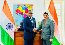 Alain Akouala Atipault is going to India, pour parler l’anglais!