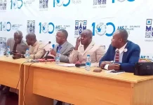 Maison russe de Brazzaville : James Gassongo et «Les malades en vadrouille» à la rencontre du public