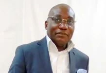 L’hommage du vice à la vertu: ce que l’Occident et l’Asie révèlent à l’Afrique