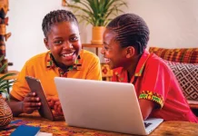 Rentrée scolaire: Canal+ et Nomad Education s’engagent pour l’éducation en Afrique francophone